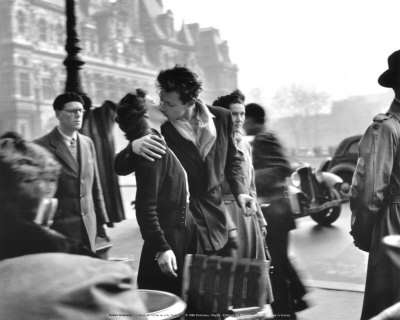 doisneau-robert-le-baiser-de-l-hotel-de-ville-paris-1950.jpg